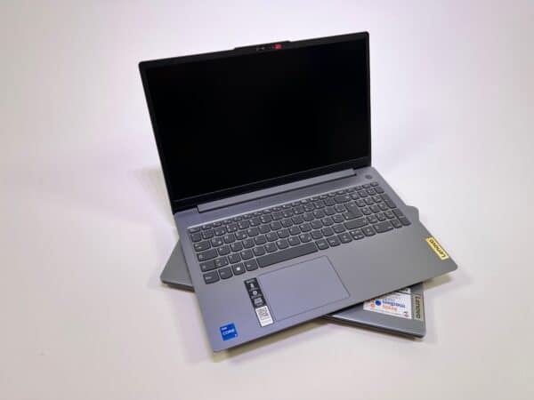 Foto eines Lenovo Laptops